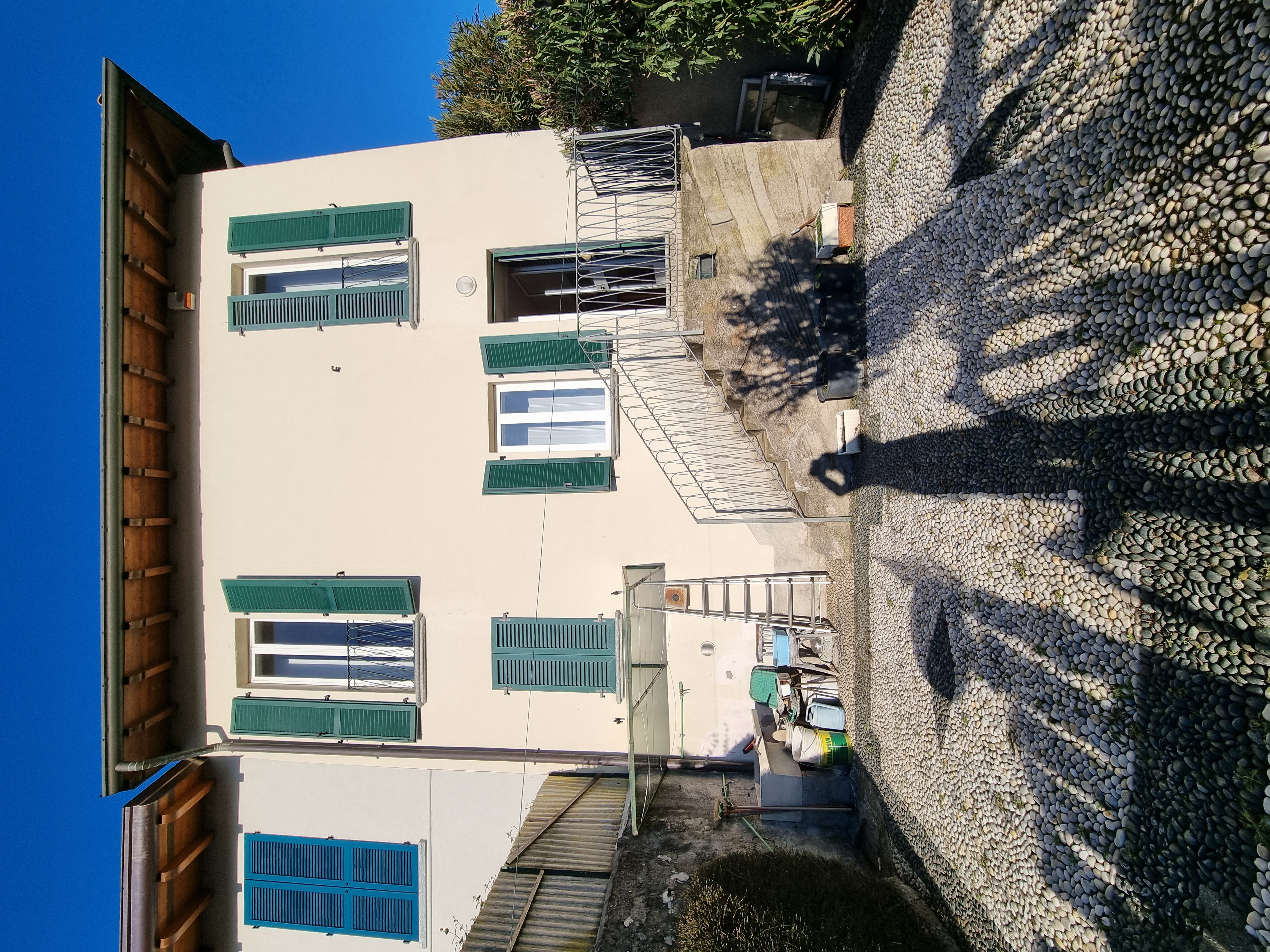 Costa Masnaga (LC). Terratetto plurifamiliare con giardino